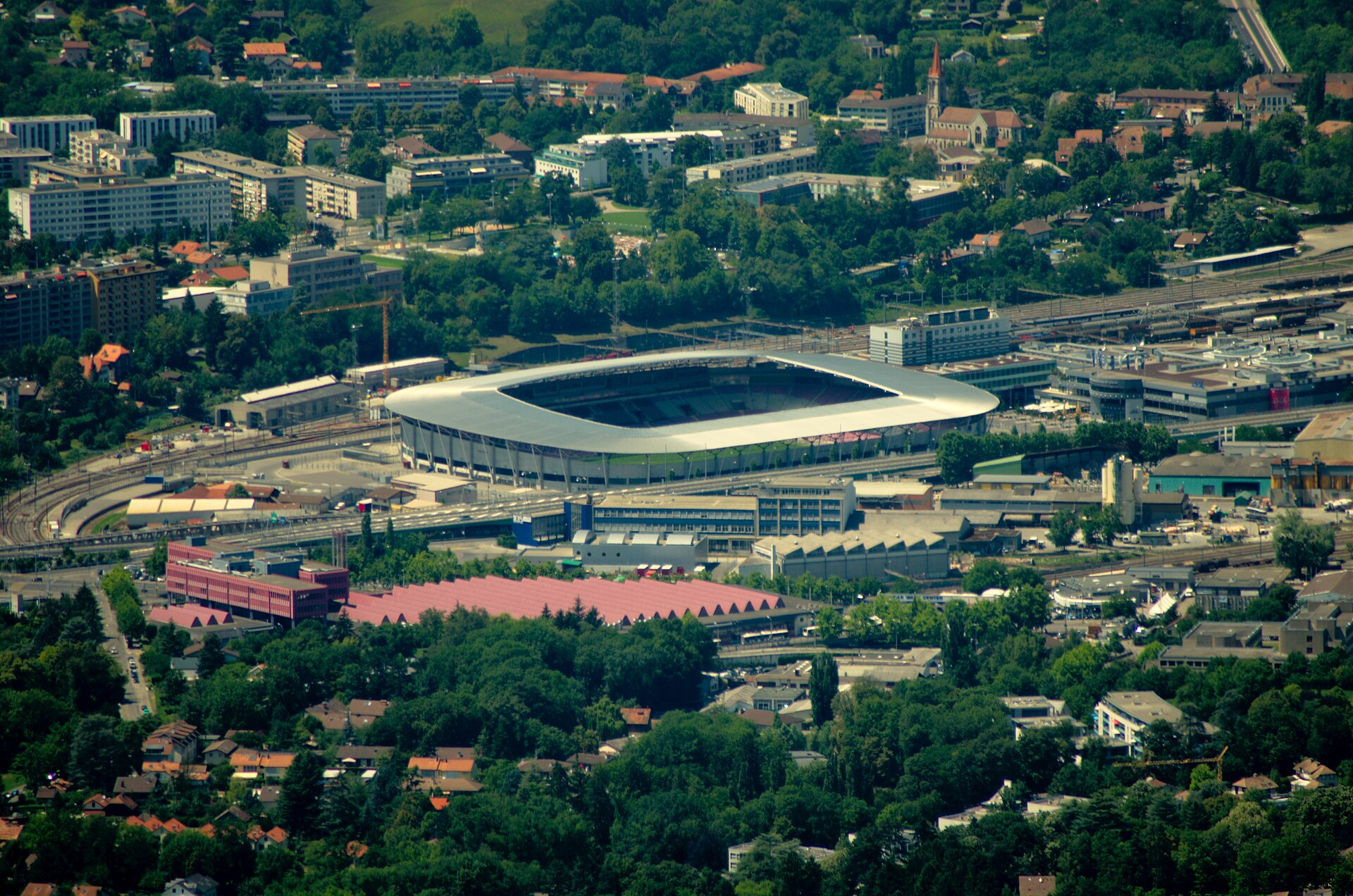 Luftaufnahme des Stade de Genève und seiner Umgebung